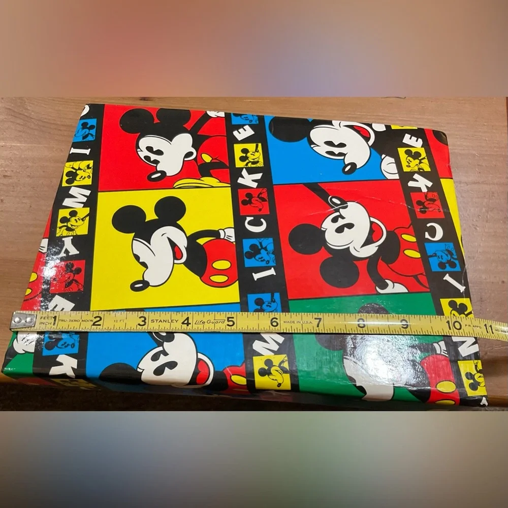 Holson: Disney Mickey multi colored vintage 2 ring binder/ photo holder/album